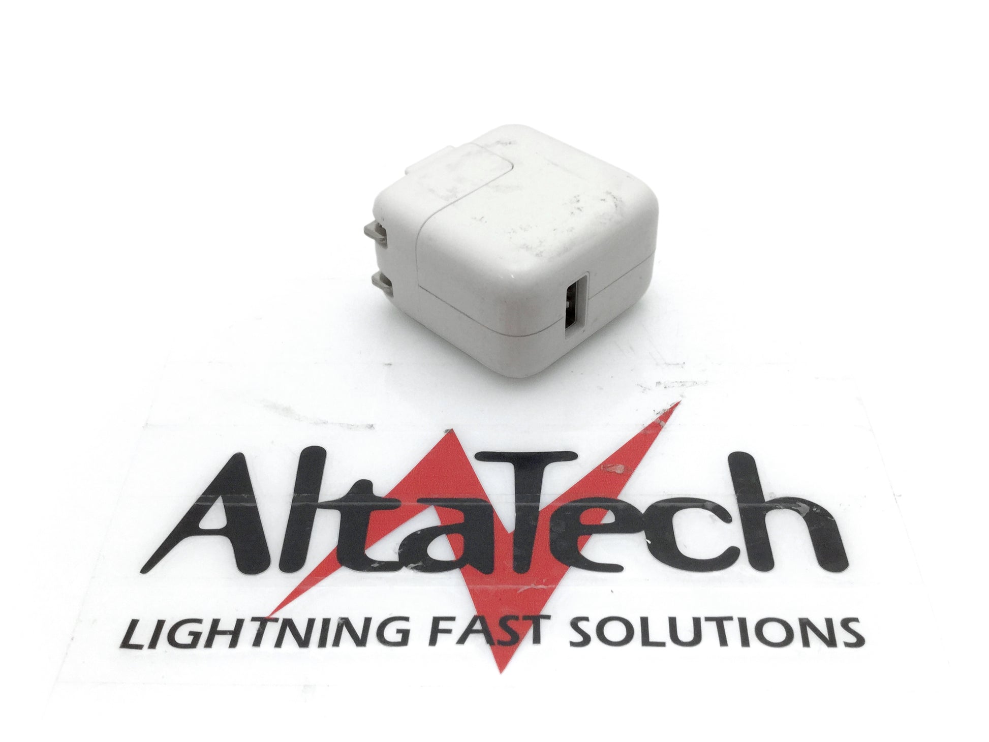 Apple A1357 10W USB Lightning AC Power Adapter for iPad, Used