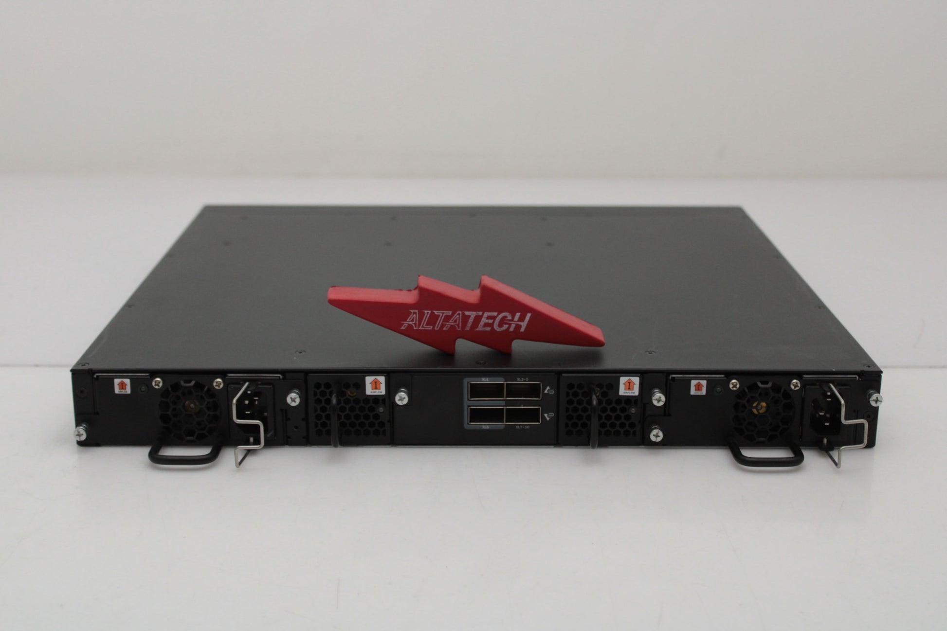 Brocade ICX6610-24-I ICX 6610-24 24-Port Switch, Used