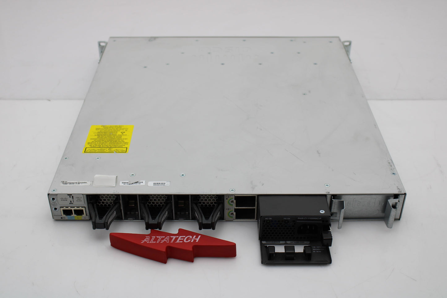 Cisco C9300-48UXM-E C9300-48UXM-ECisco Catalyst 9300 Switch, Used