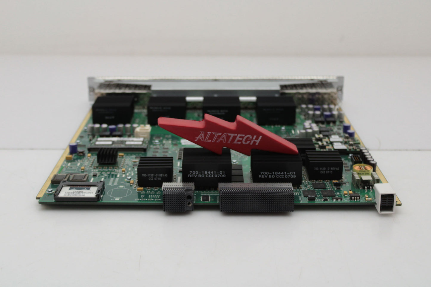 Cisco DS-X9148 Modular Network Switch, Used