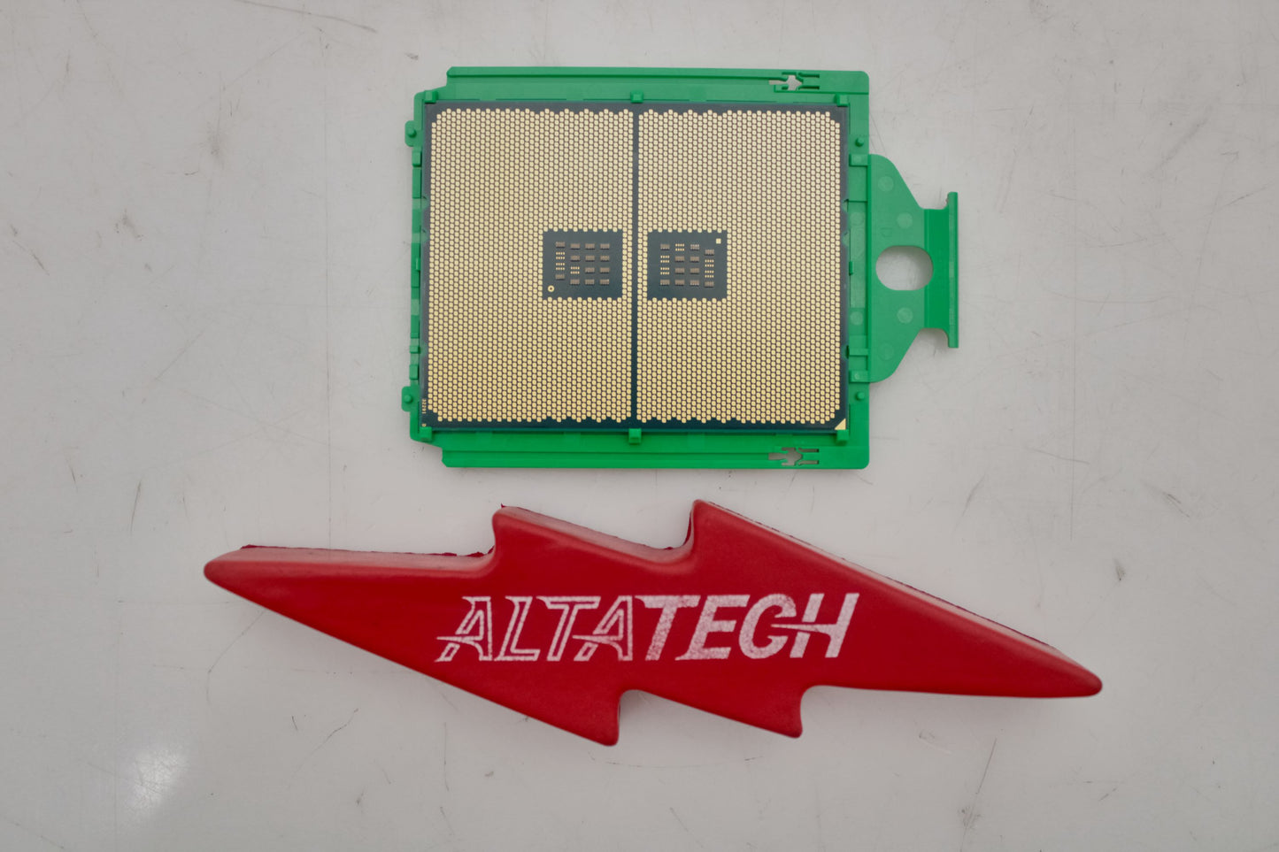 Dell 100-000000057 2.35GHZ/128MB/155W/32C EPYC 7452 Server Processor, Used