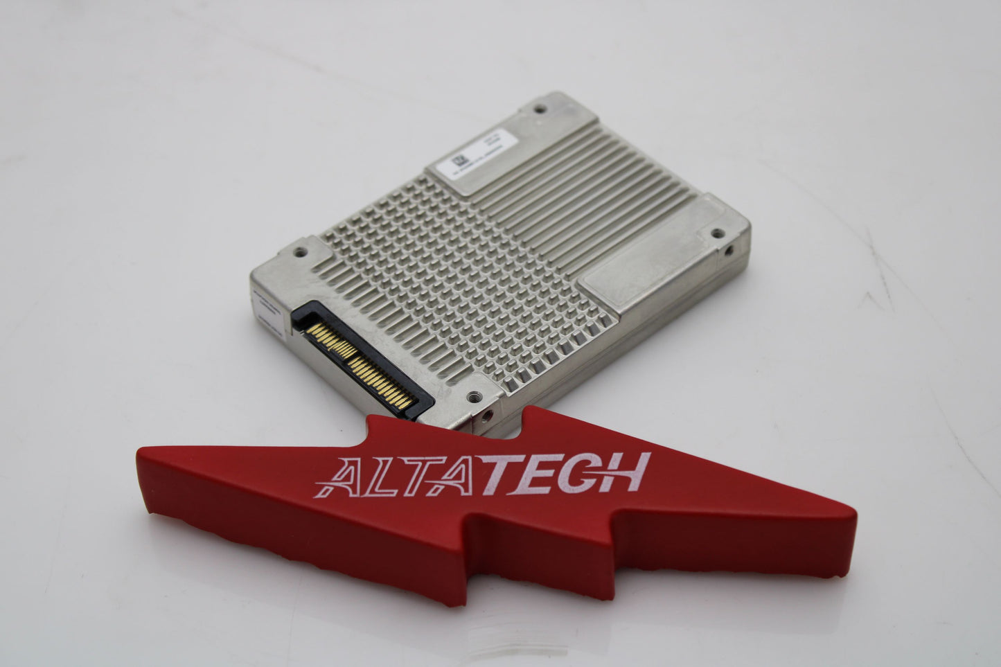 Dell CR4P9-CML 7.68TB SSD SAS 2.5 12G RI, Used