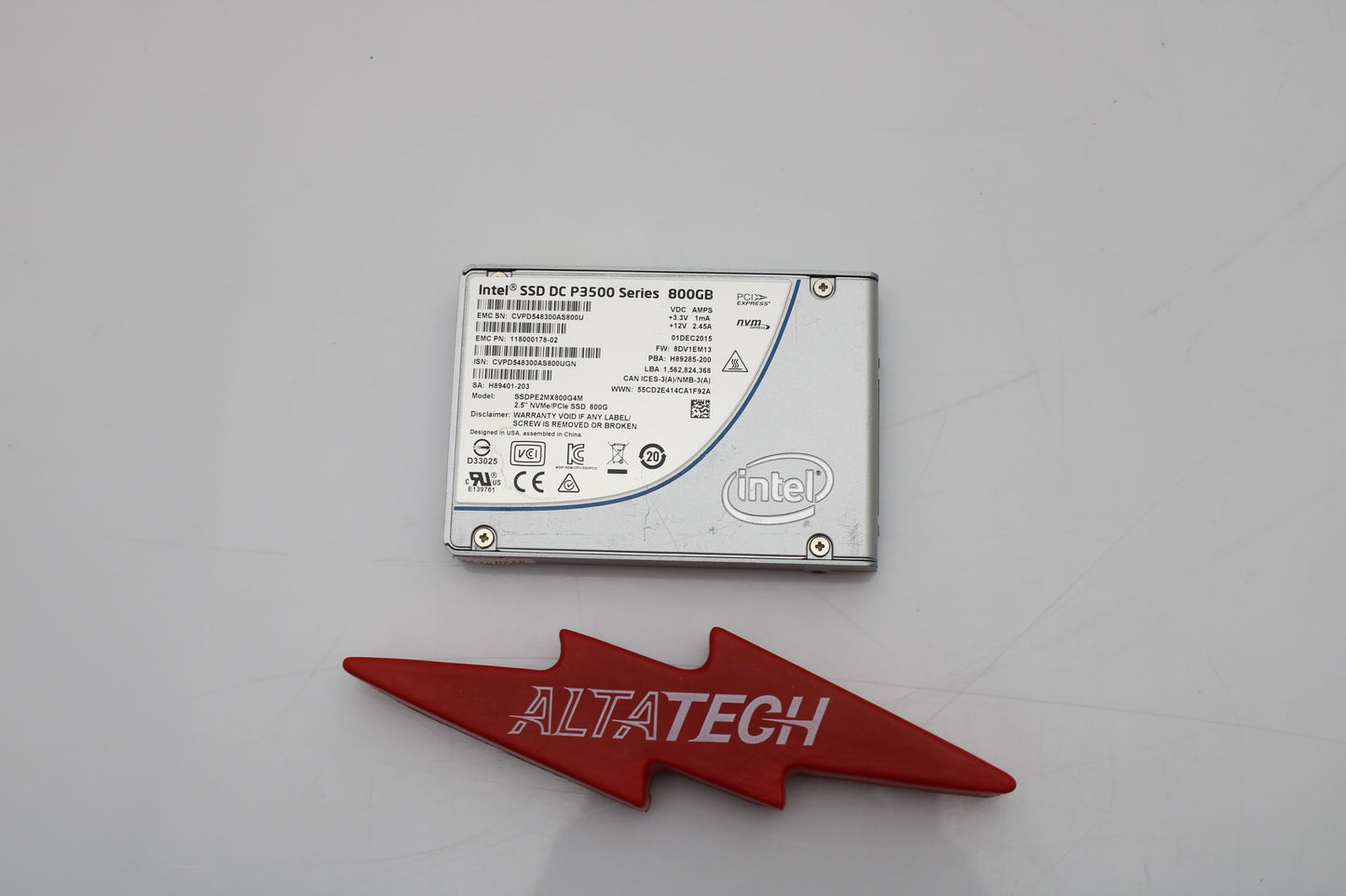 EMC 118000178-03 800GB SSD 2.5 NVME PCIE P3500, Used