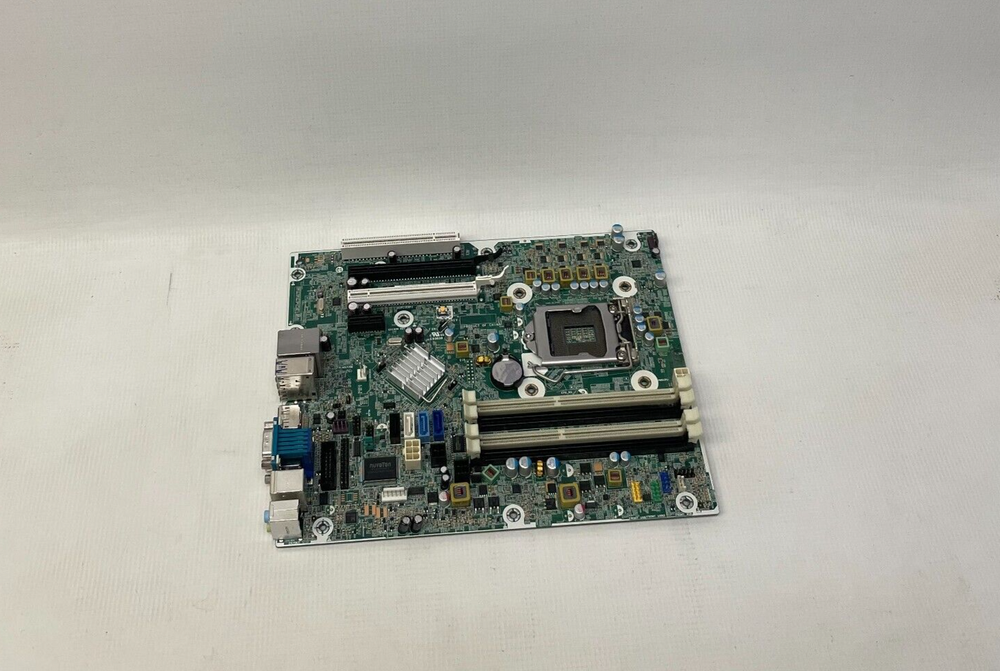 HP 657094-001 Compaq Elite 8300 SFF Desktop System Board, Used