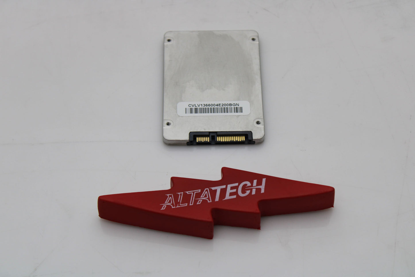 Micron SSDSA2BZ200G3 Intel 710 Series 200GB SSD Sata II, Used