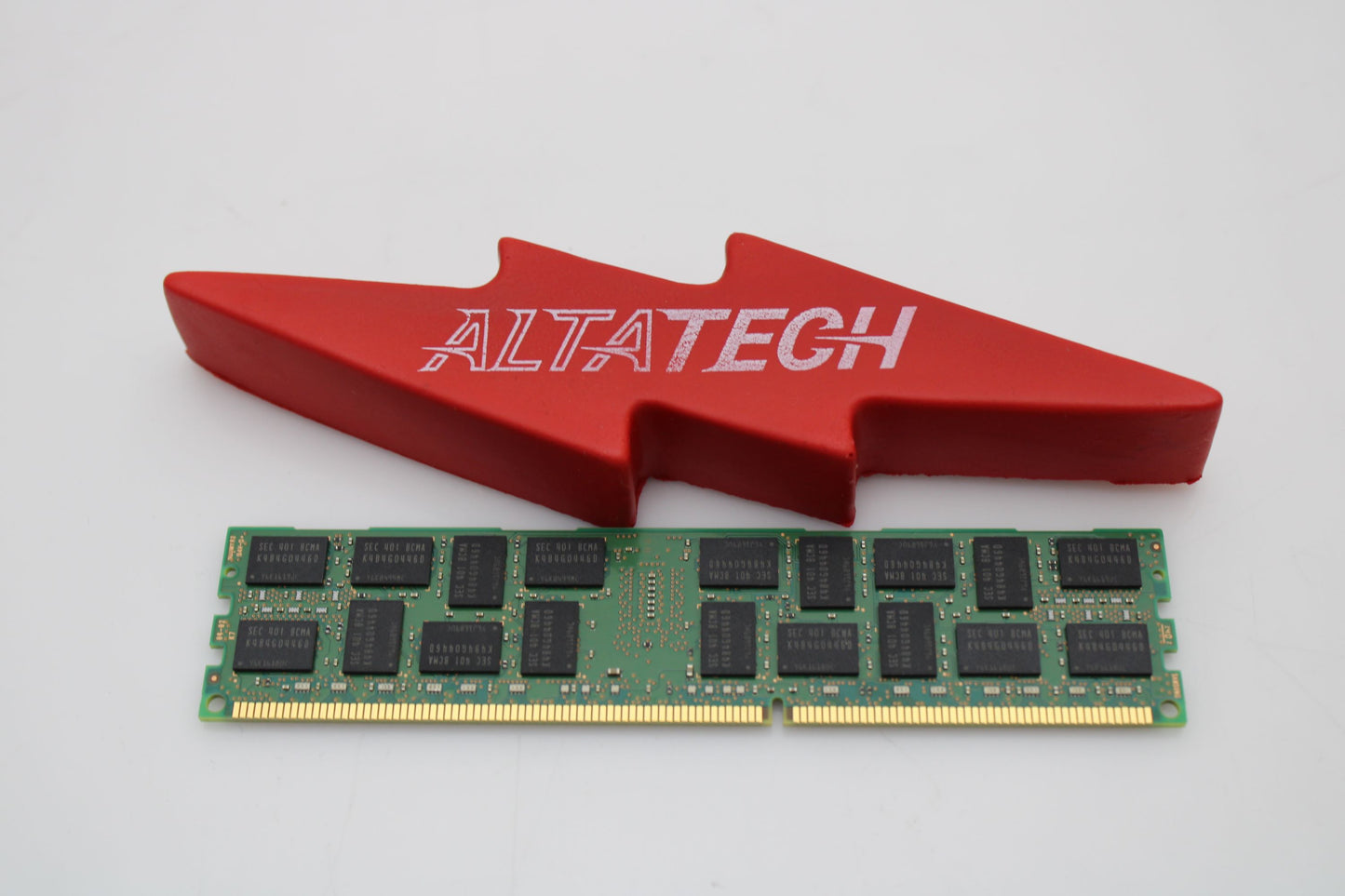 Samsung M393B2G70DB0-CMA 16GB PC3-14900R DDR3-1866 2RX4 ECC, Used