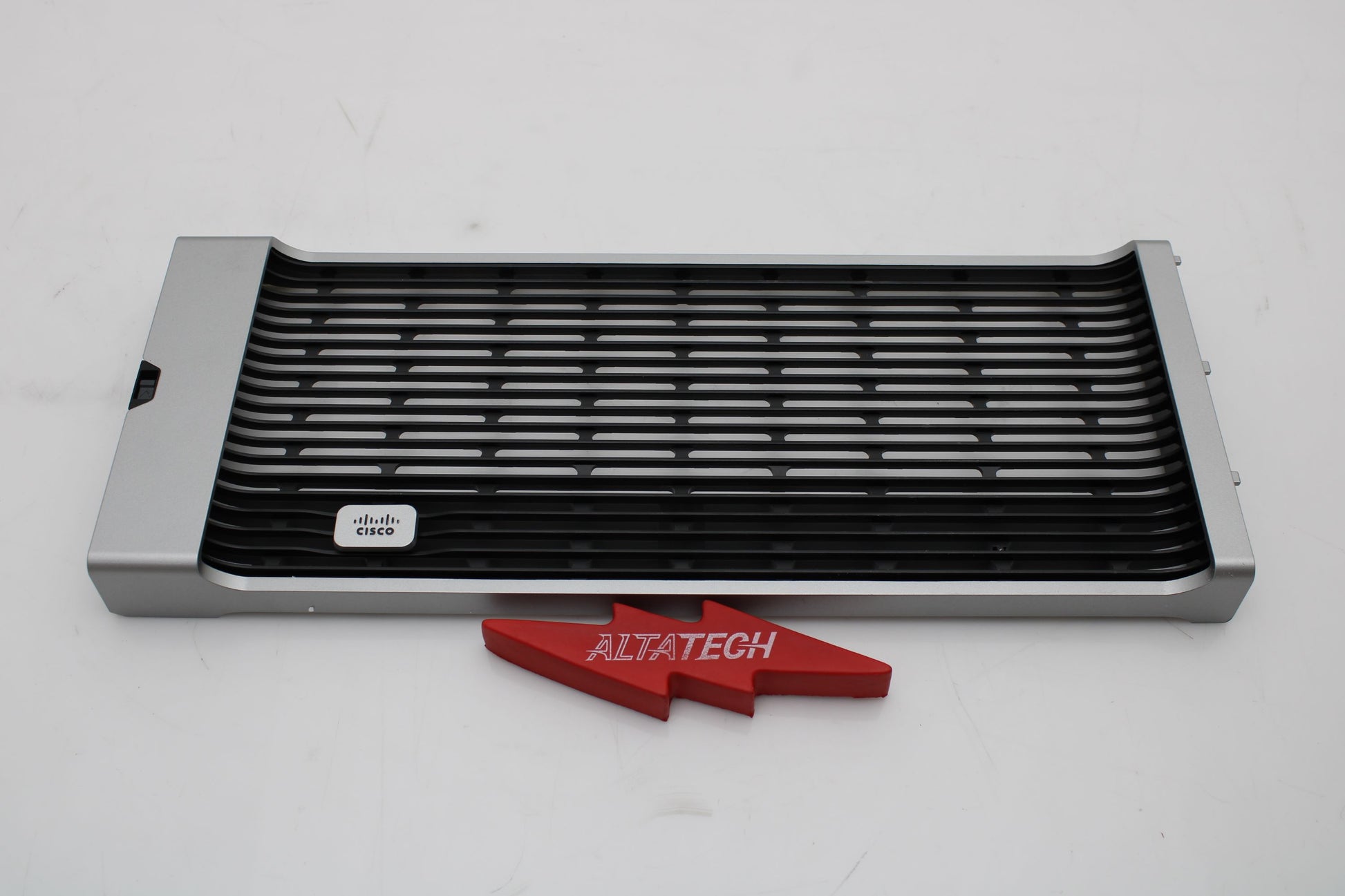 Cisco 800-43284-01_NEW UCSC-C240-M4 Bezel, New Sealed