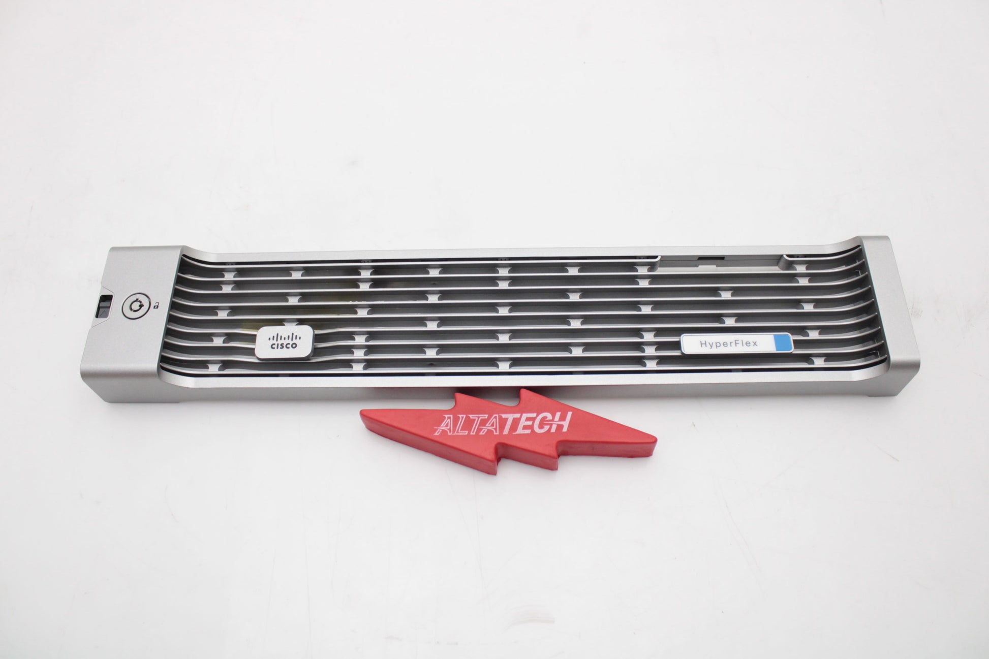 Cisco 800-46506-01 HX240CM4 SECURITY BEZEL, Used