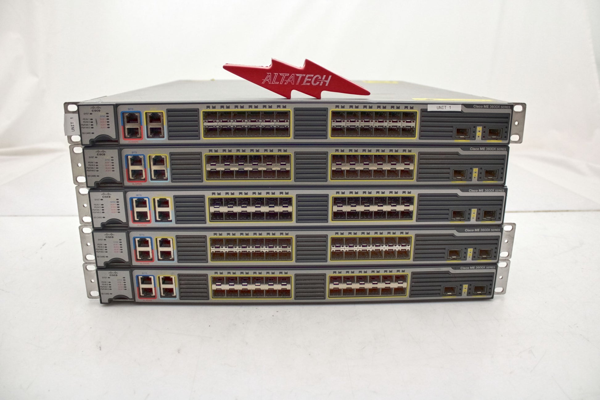 Cisco ME-3600X-24FS-M_x5 Cisco ME3600X 24 GE SFP + 2 10GE Switch, Used