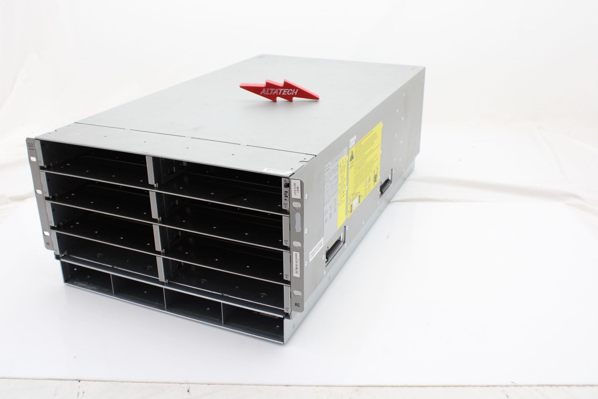 Cisco UCSB-5108-AC2-CH UCS AC 8-Slot Blade Server, Used