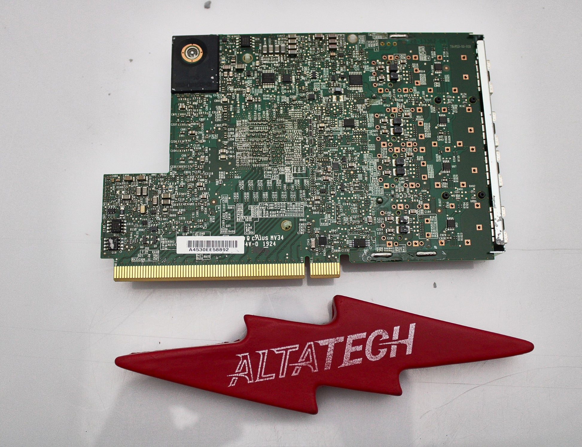 Cisco UCSC-MLOM-C25Q-04 UCS VIC 1457 QUAD 10/25G, Used