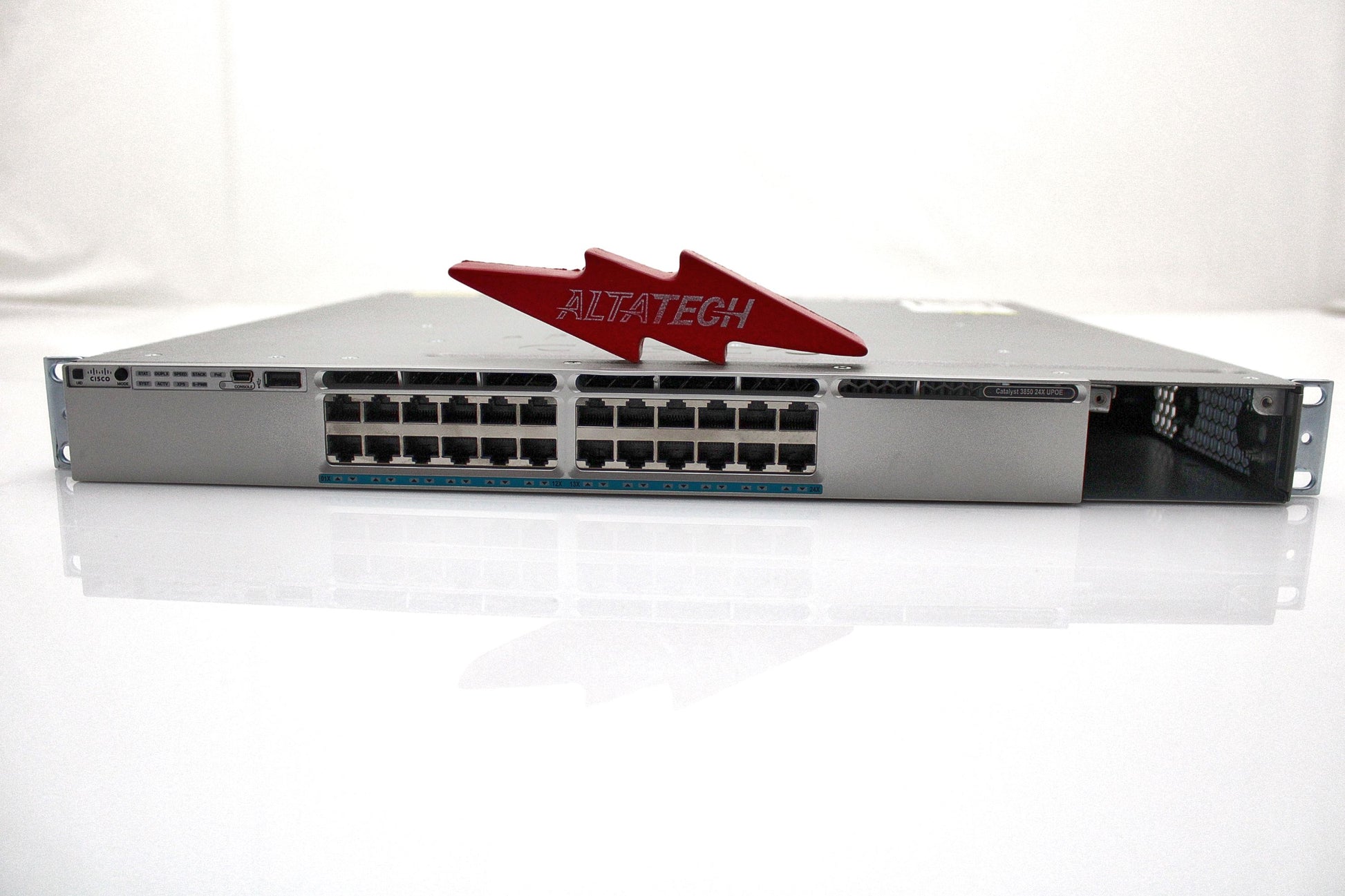 Cisco WS-C3850-24XU-S 24PORT UPOE SWITCH, Used