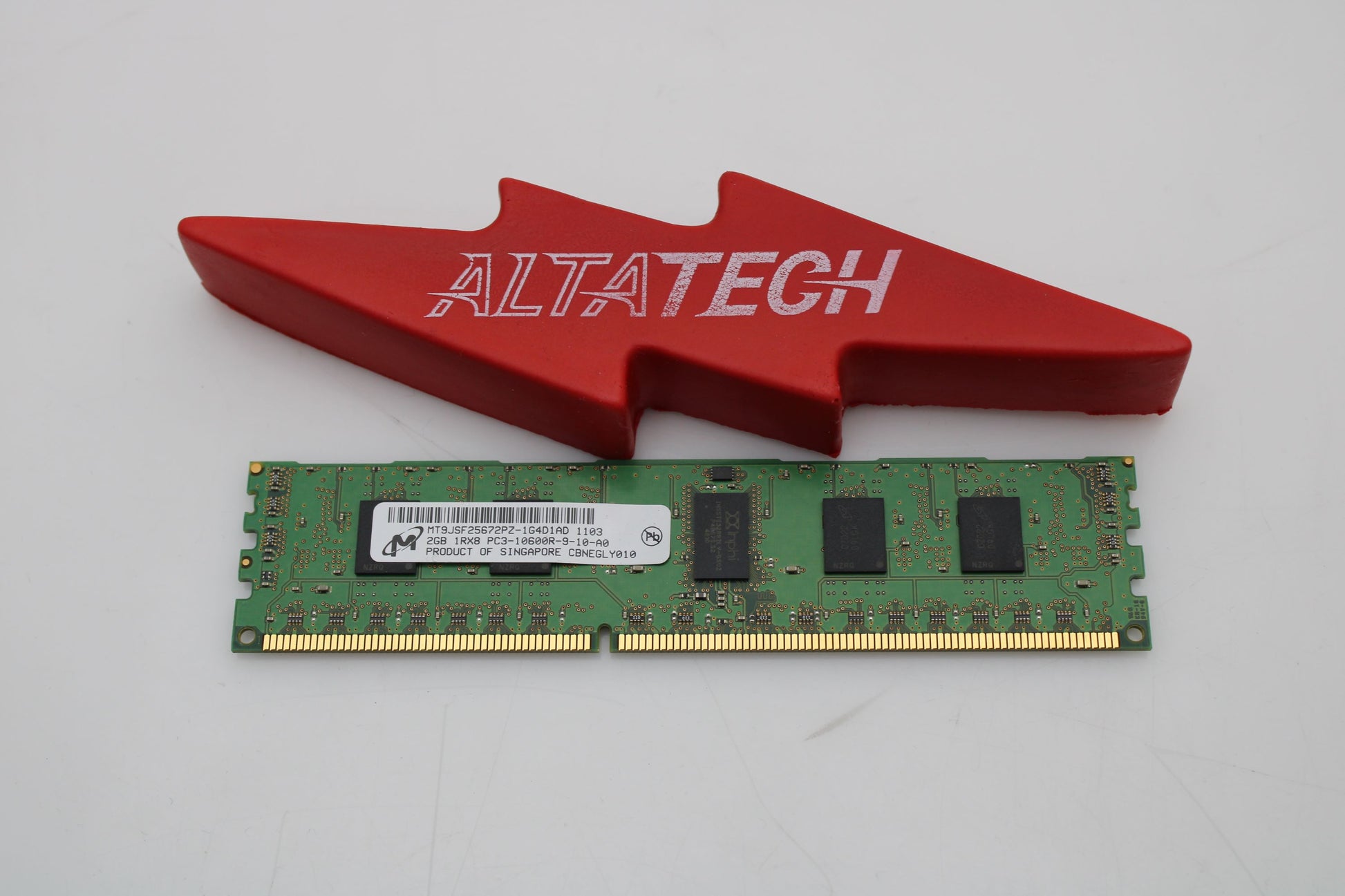 Dell 11X7D 2GB PC3-10600R DDR3-1333 1RX8 ECC, Used