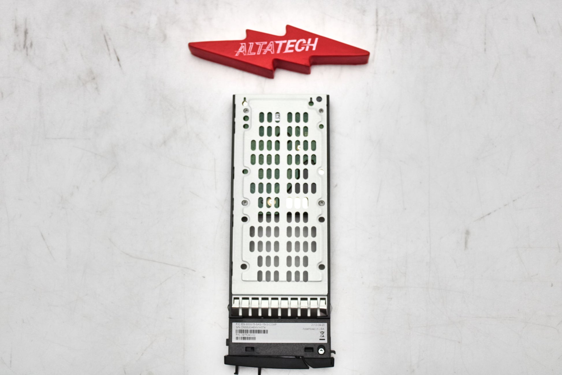 Dell 9SW066-080-CML 300GB 15K SAS 2.5 6G CML, Used