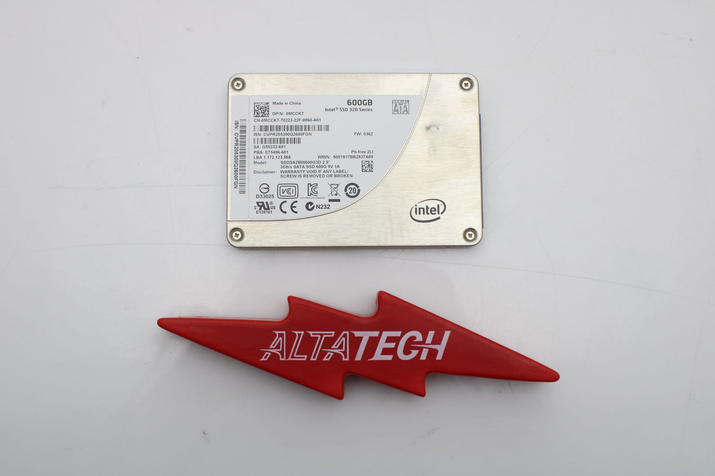 Dell 0MCCKT 600GB SSD Sata 2.5 3g mlc HDD, Used