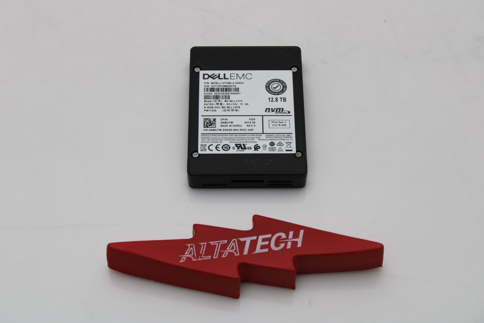 Dell 0NMCFM 12.8TB SSD 2.5 12G NVME MU, Used