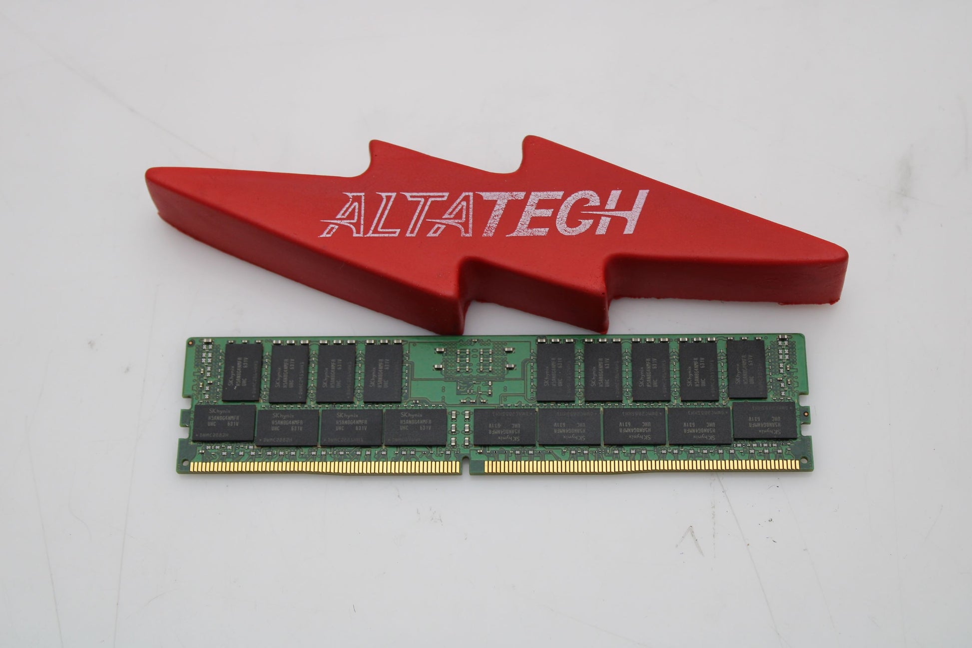 HP 819412-001_NEW 32GB PC4-19200T DDR4-2400 2RX4 ECC, New Sealed