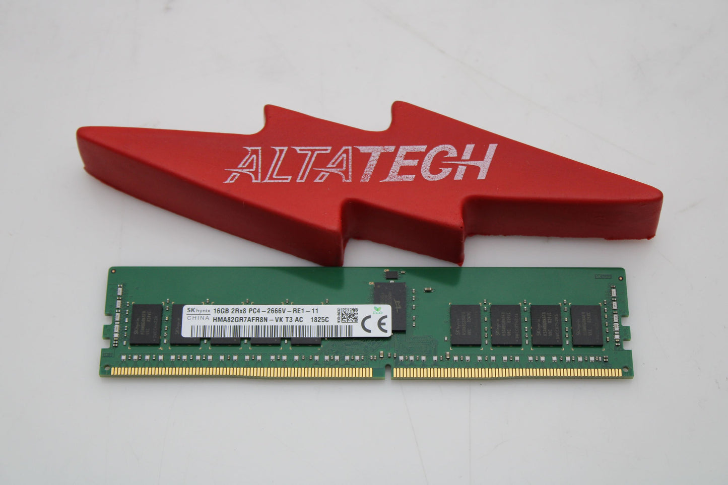 Hynix HMA82GR7AFR8N-VK 16GB PC4-21300V DDR4-2666 2RX8 ECC, Used