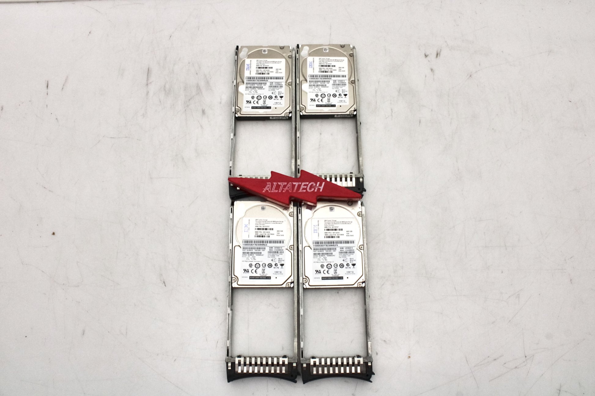IBM 00Y2430_x4 600GB 10K SFF 6G SAS, Used