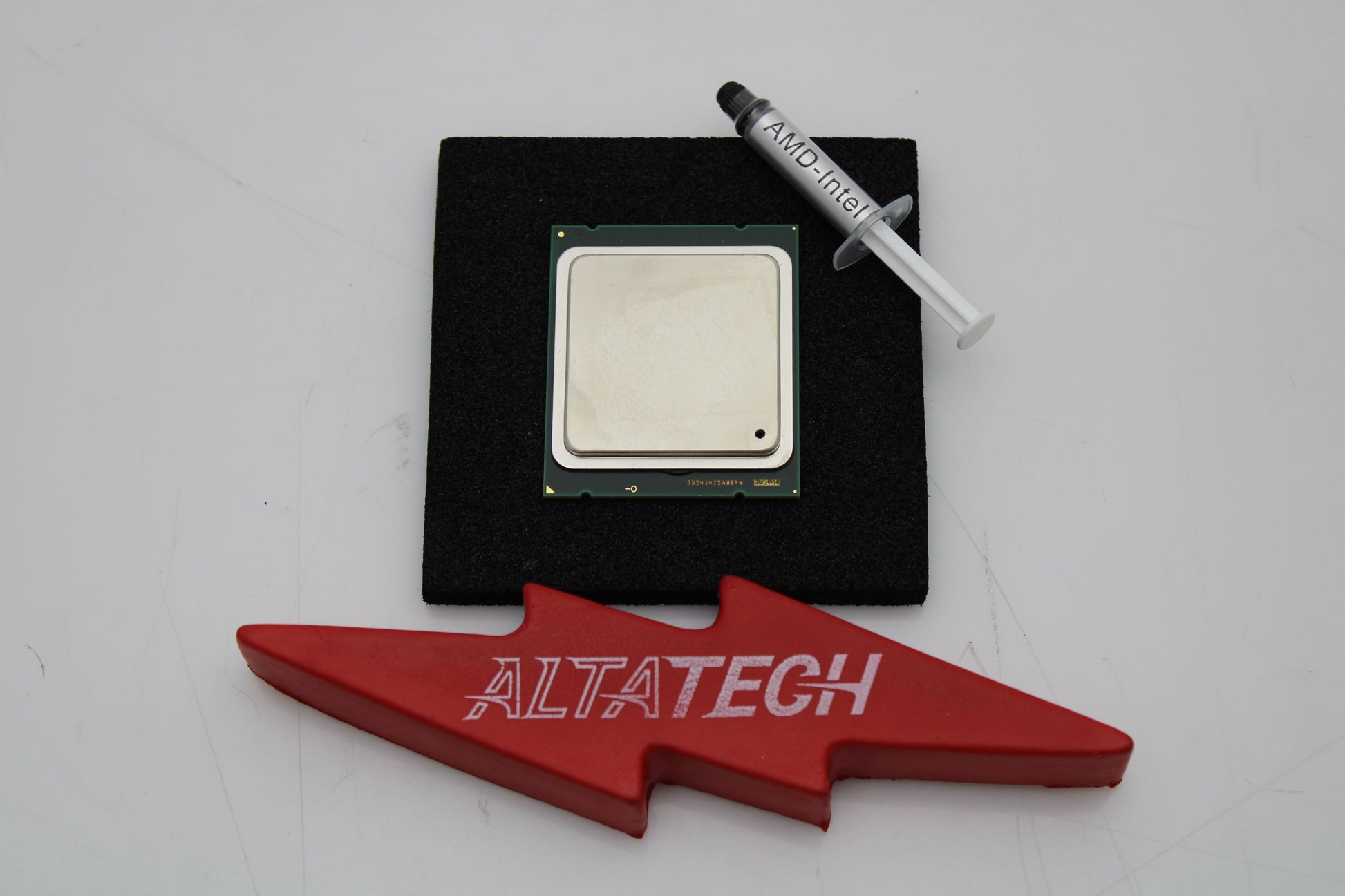 IBM 69Y5329 E5-2650, Used