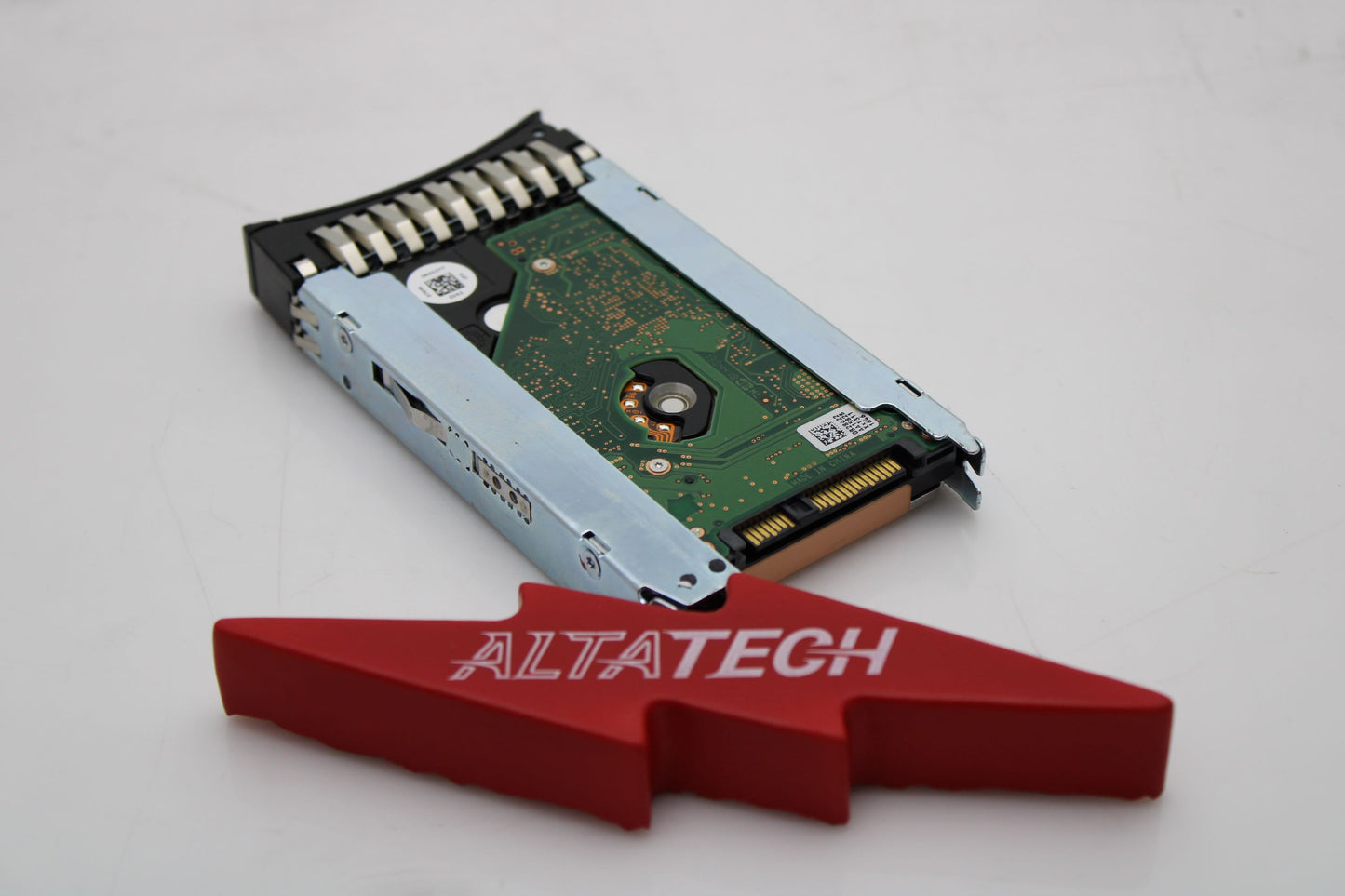 IBM 90Y8877 300GB 10K 6G SAS 2.5" G2HS HDD, Used