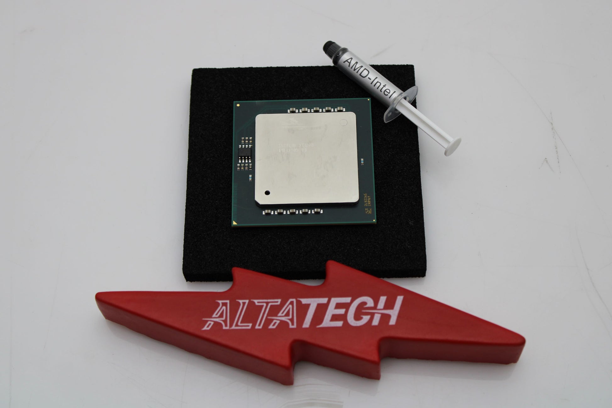 Intel E7340 2.4GHZ/8MB/80W/4C, E7340, Used