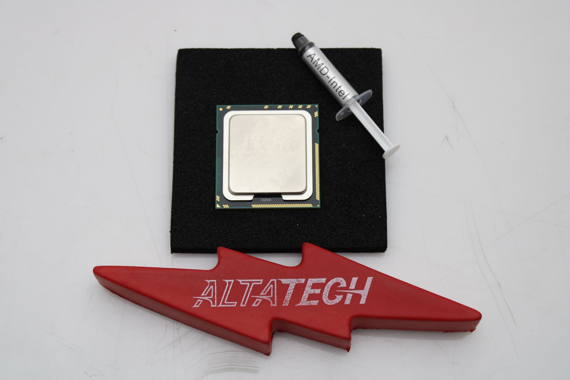 Intel SLC2N 2.13GHz/8MB/80W/4C, E5606, Used