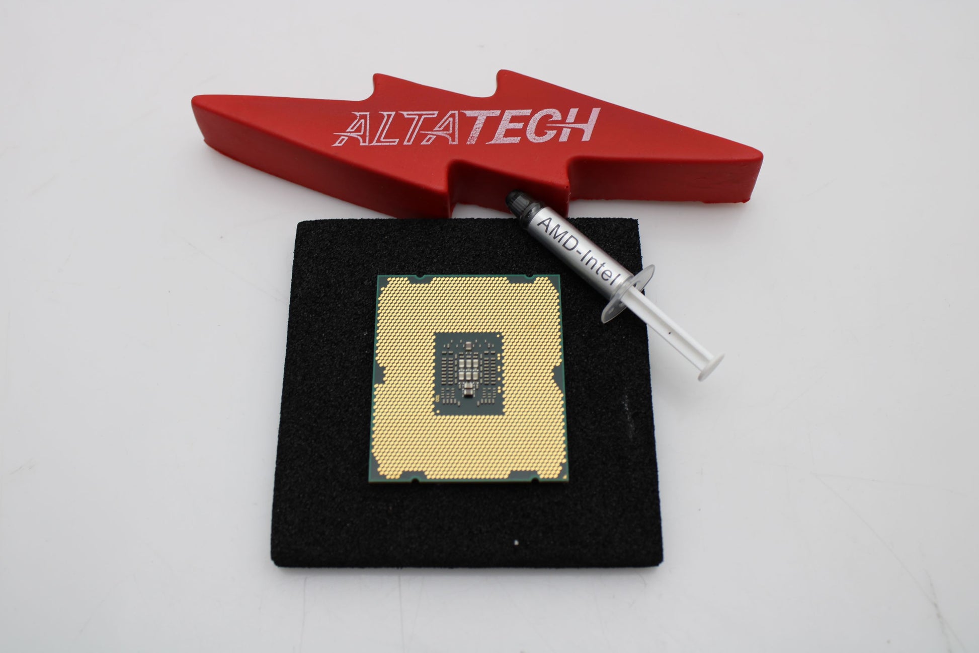 Intel SR0LE 3.0GHZ/15MB/80W/2C, E5-2637, Used