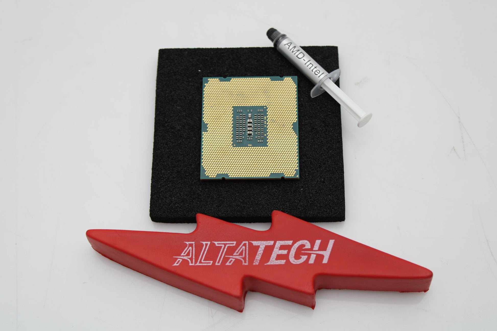 Intel SR1AX 2.5GHZ/10MB/80W/4C, E5-2609V2, Used