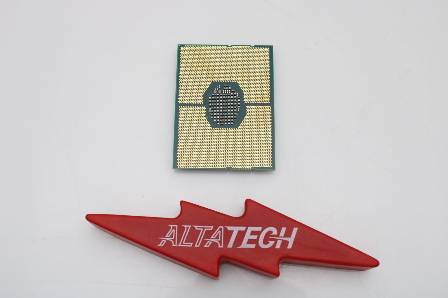 Intel SRF96 2.7GHZ/35.75MB/205W/26C, PT 8270, Used