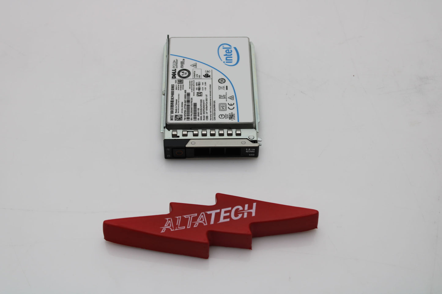 Intel SSDPE2KE016T7T INTEL DC P4600 SSDPE2KE016T7T 1.6TB SSD 2.5 NVME Dell F5P84 Solid State Drive, Used