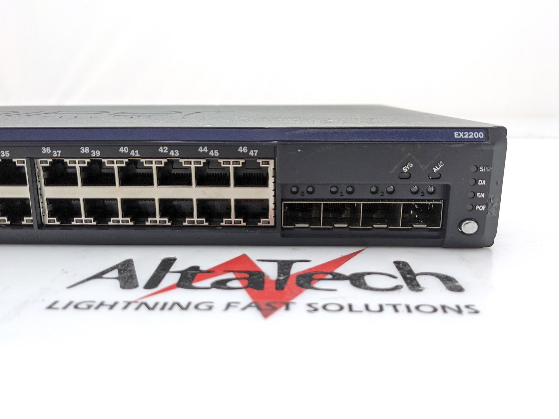 Juniper Networks EX2200-48T-4G 48-Port 10/100/1000 4xSFP Switch, Used
