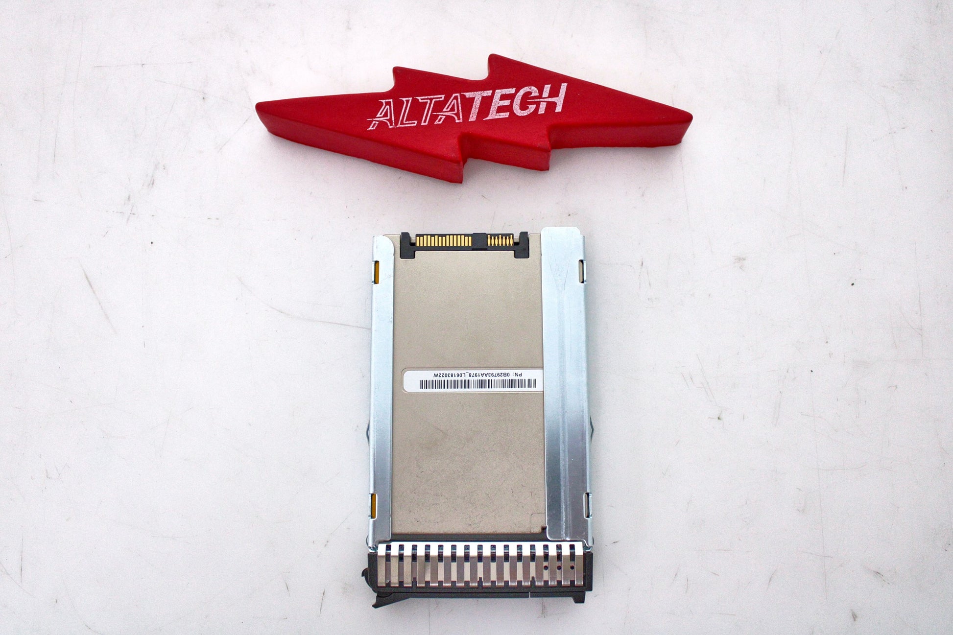 Lenovo 00FN410 1.6TB 12G SAS MLC G3HS SSD, Used