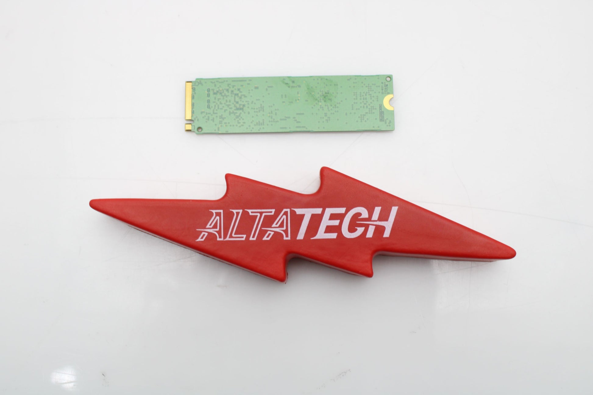 Lenovo 00UP437 512GB SSD M.2 NVME 80 OPAL PM961 (1, Used