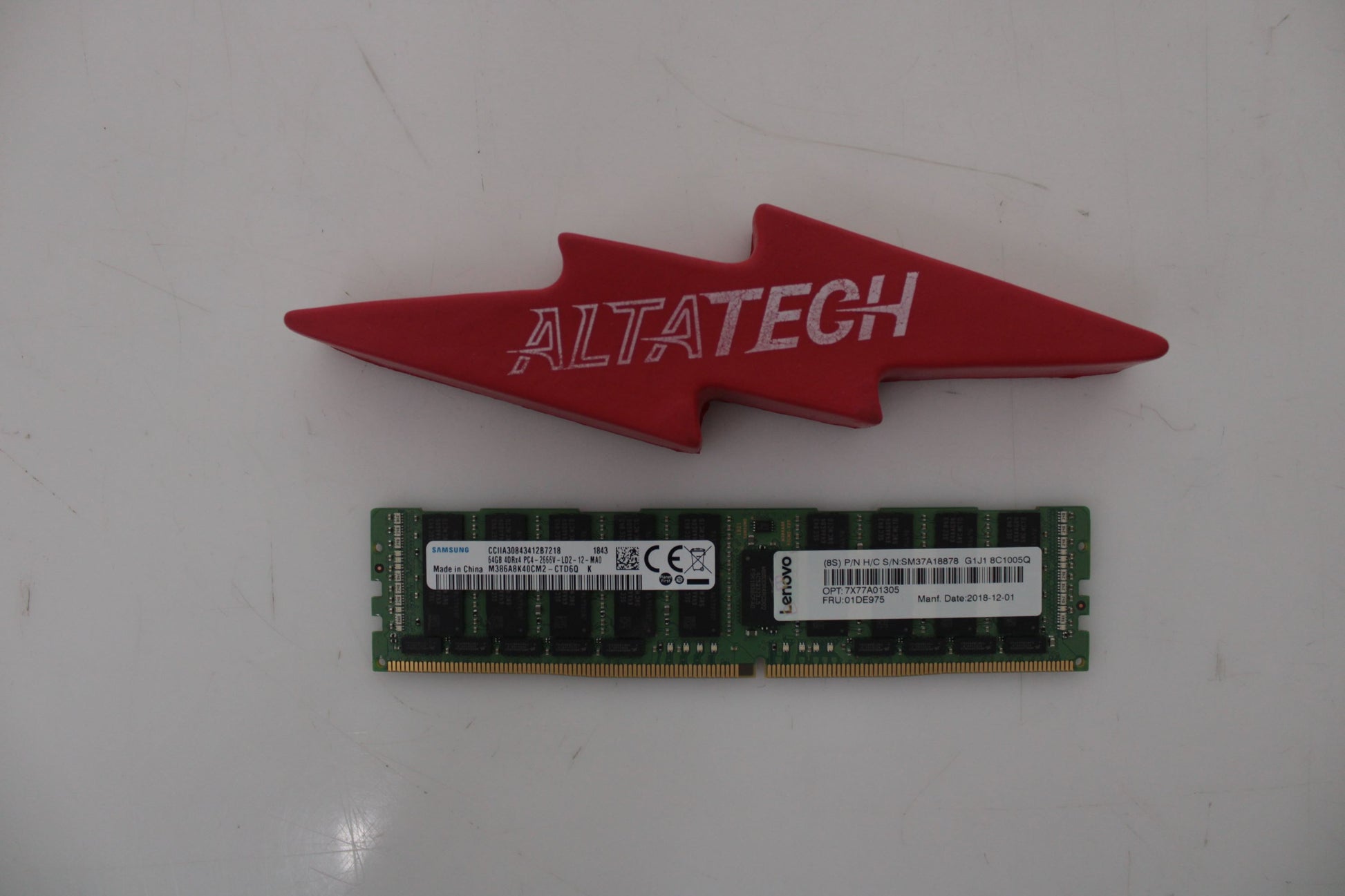 Lenovo 01DE975 64GB PC4-21300V DDR4-2666 4RX4, Used