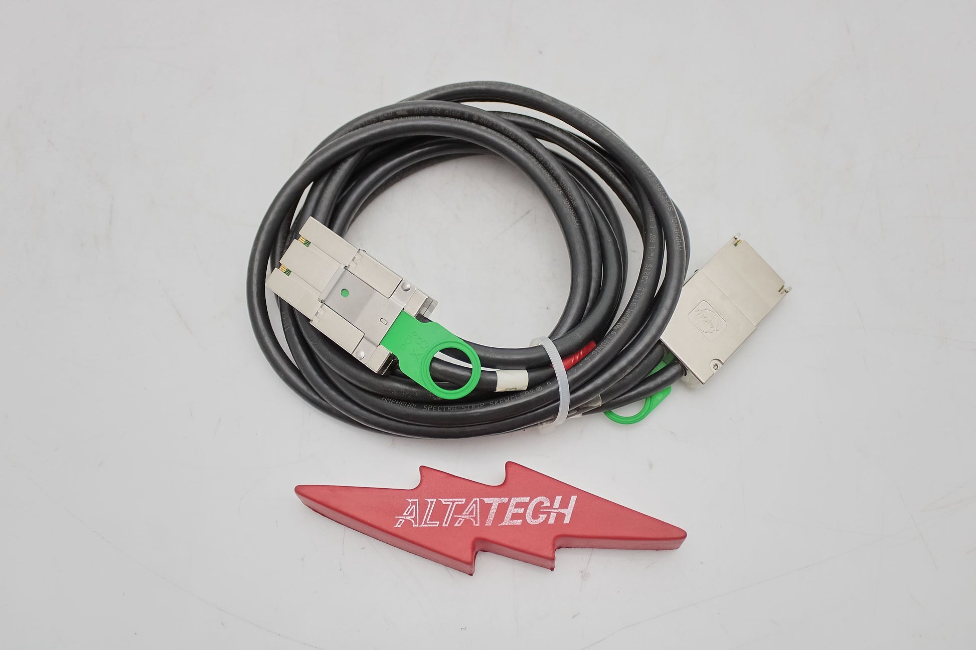 Molex 74546-0802 74546-0802 Molex iPass PCIe x8 Cable Assembly, 28 AWG, 2.0m Length, Used
