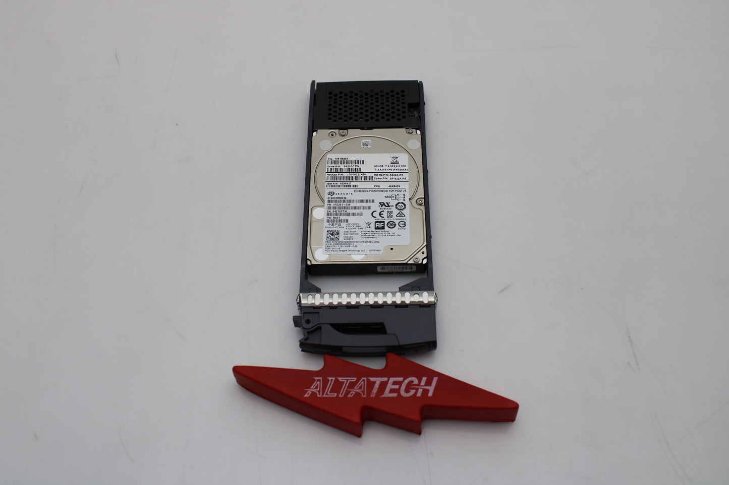 NetApp 108-00221 600GB 10K 6GB 2.5" SAS (X422A-R5), Used