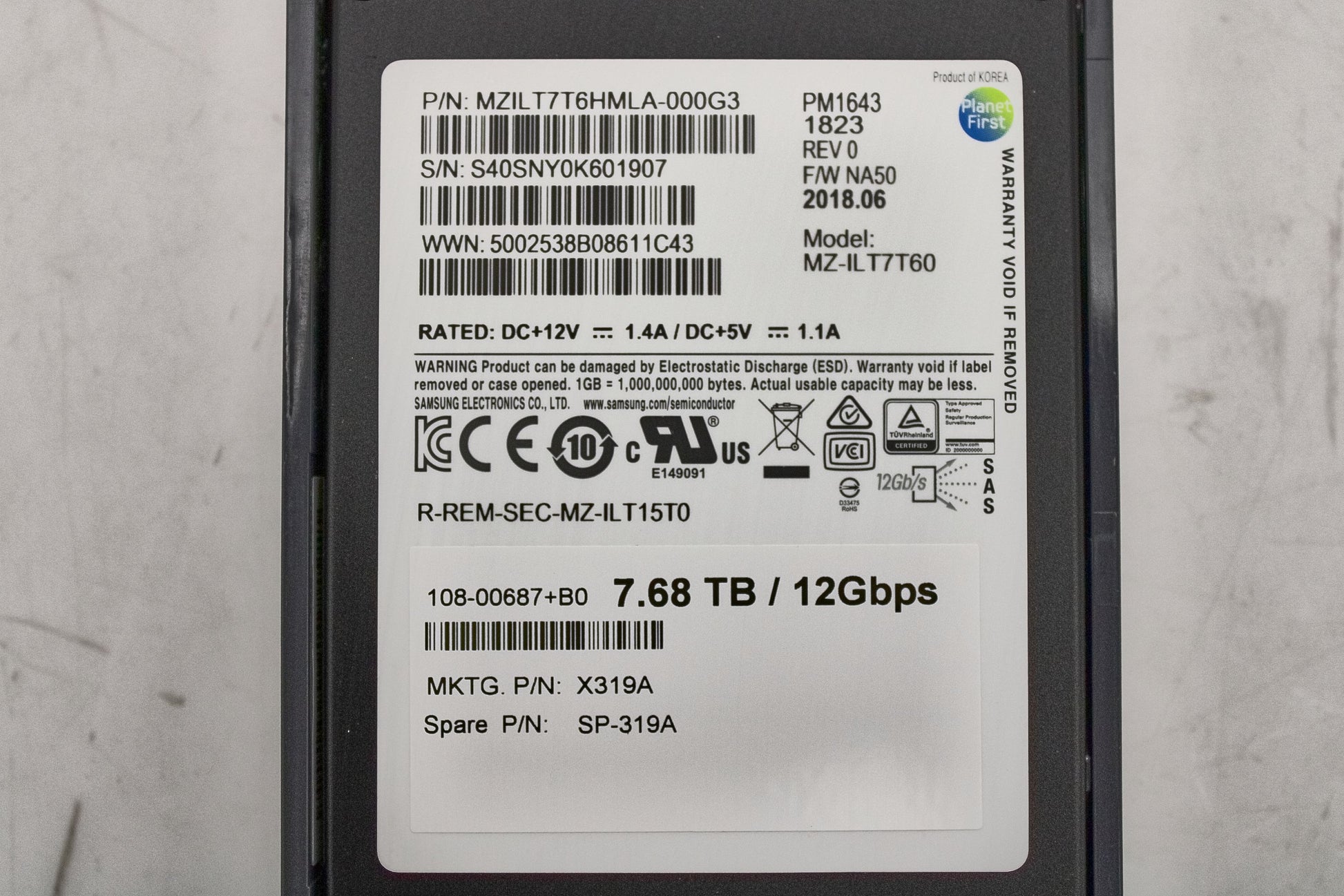 NetApp X319A 7.6TB 12G 2.5" SSD FOR DS224C, Used