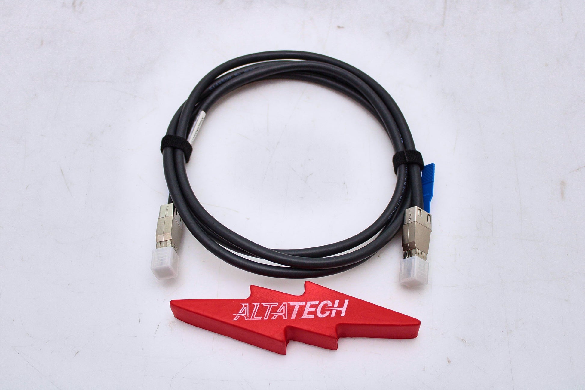 Dell GYK61-OEM 2M MINI-SAS12G TO MNI-SAS12G 8644, Used