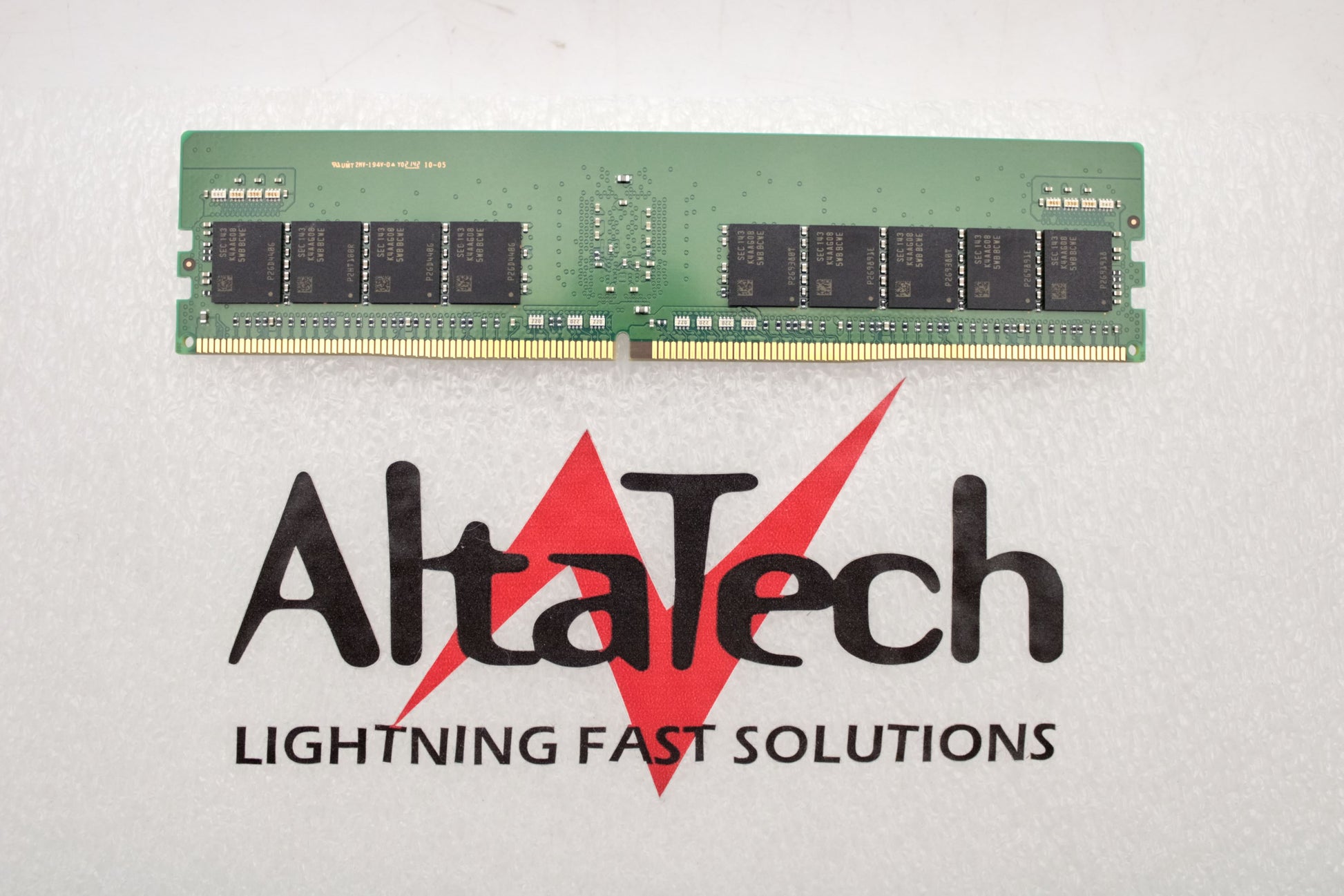 Samsung M393A4G43BB4-CWE 32GB PC4-25600AA DDR4-3200 2RX8, Used