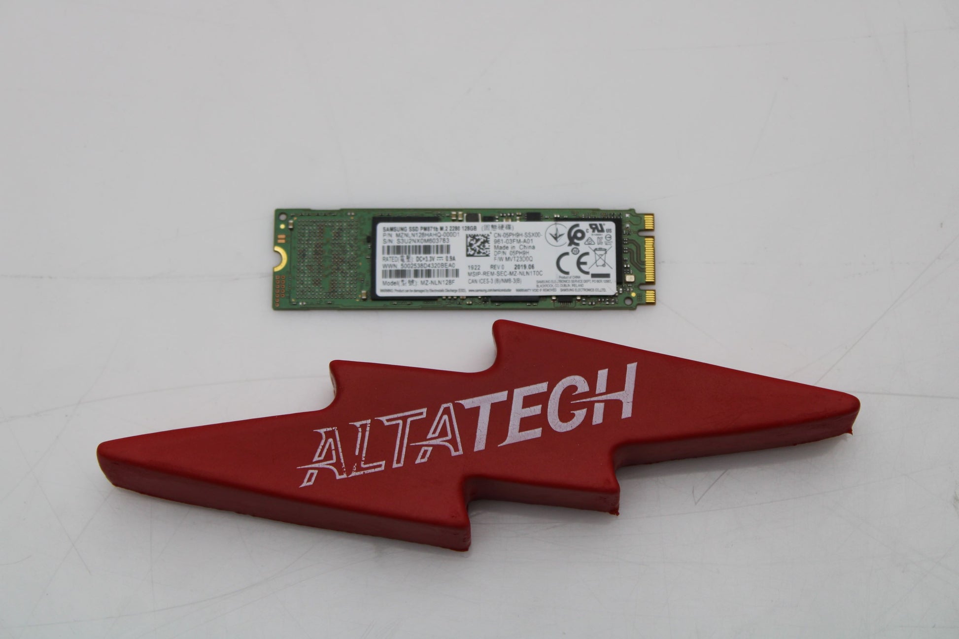 Samsung MZ-NLN128F 128GB SSD M.2 SATA 2280, Used